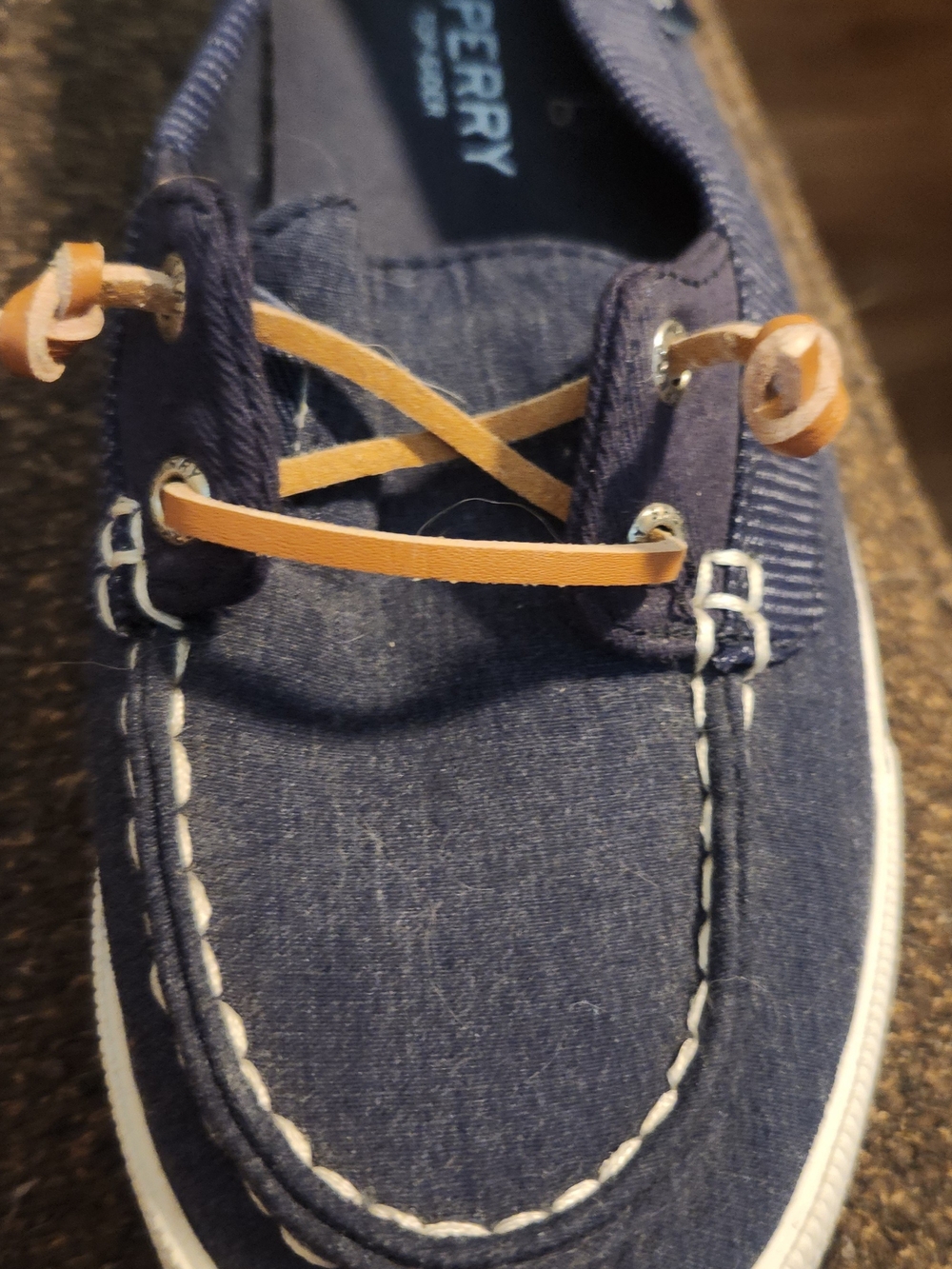 Sperry Navy Canvas Women’s Boat Shoe with Tan Laces Size 7